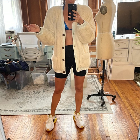 Fur jacket perfect for the winter! - Picture 5 of 7